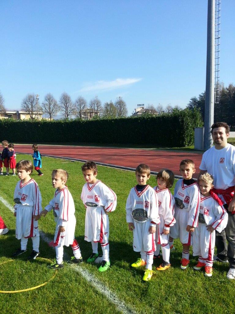 Scuola Calcio: “Vogliamo giocare anche noi”